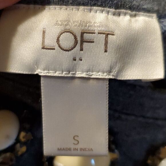 Ann Taylor loft beaded Light casual sweater - Picture 5 of 6